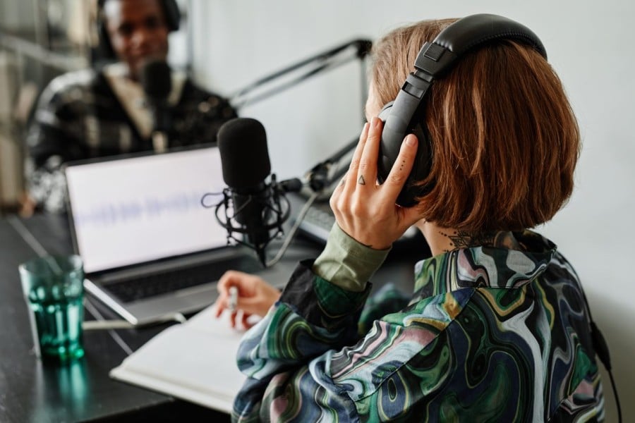 Female Podcaster Female Podcaster