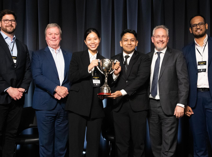 Winners of the 7th Sports Law Arbitration Moot (SLAM 2026) receiving trophy